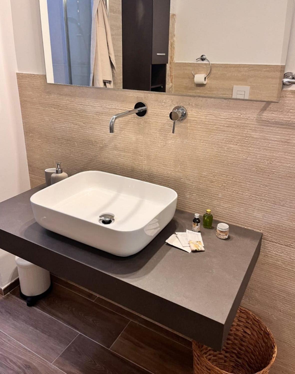 Vita Lenta Apulian Rooms 特拉尼 外观 照片