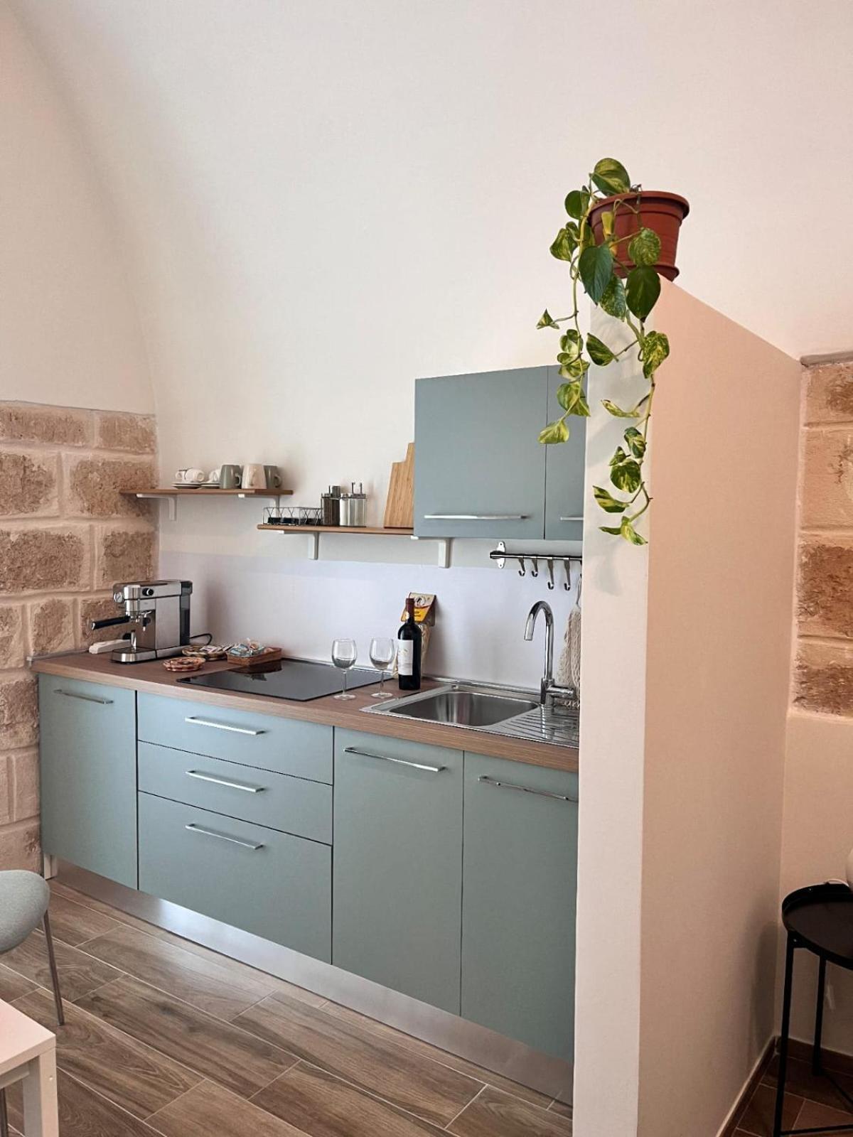 Vita Lenta Apulian Rooms 特拉尼 外观 照片